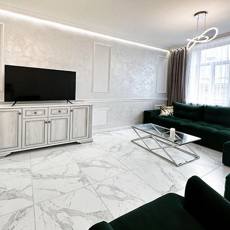 Tamanska Apartments إلفيف المظهر الخارجي الصورة